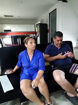 hotandfierylatinos2023 élő XXX-chatje