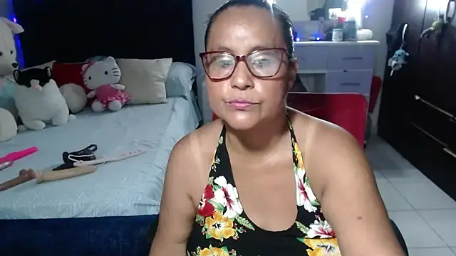 pervert_mommy_n Live XXX chat