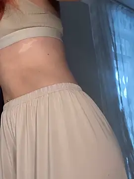 Chat XXX ao vivo de LittleFox___