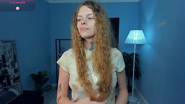 RayaNenlia 现场XXX聊天