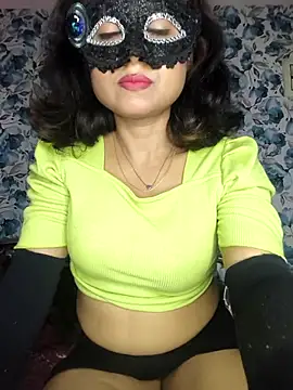 Chat +18 de _DesigirlRoshni ao vivo