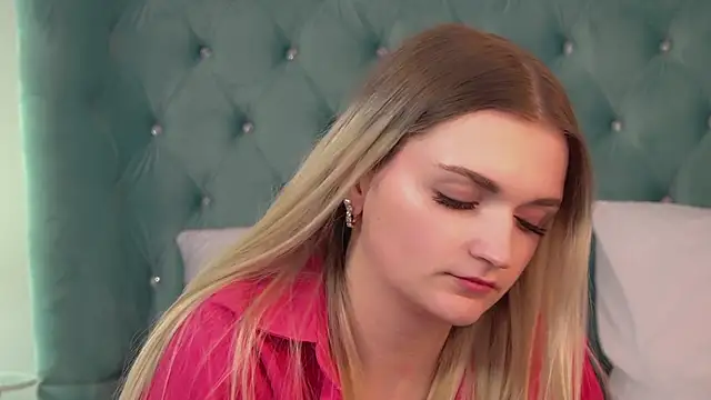 Chat +18 de AnnyRaii ao vivo