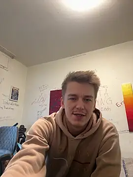 Chat XXX ao vivo de Toyjungee