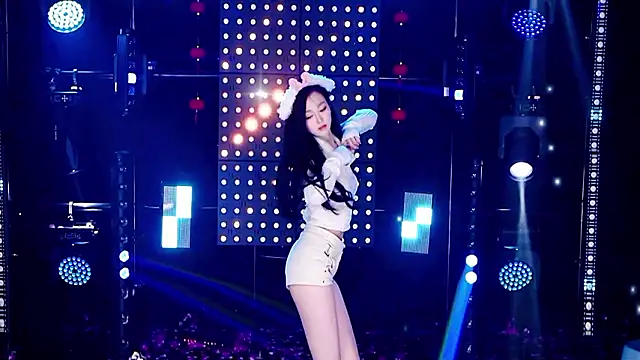 ZZ00033S 라이브 XXX 채팅