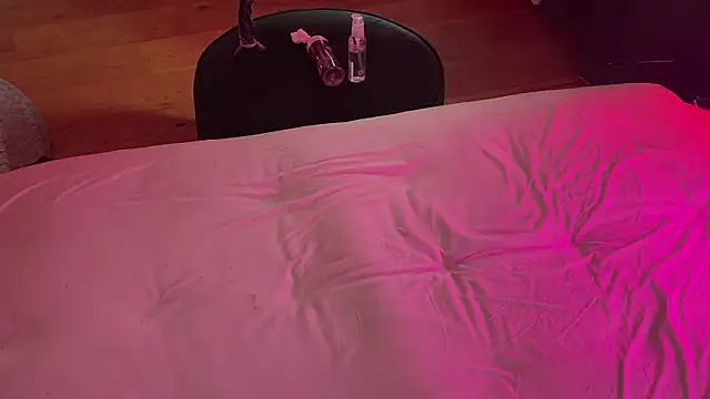 Онлайн чат XXX AlwaysHorneyxxx