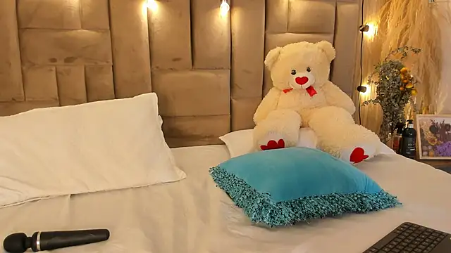 Chat +18 de ClaradelMar ao vivo