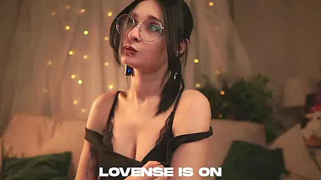 DarcyAspacio élő XXX-chatje