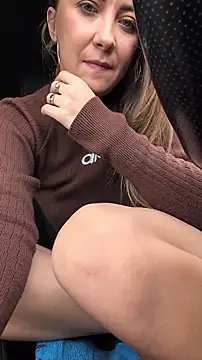 Risky_julia2330 Live XXX-Chat