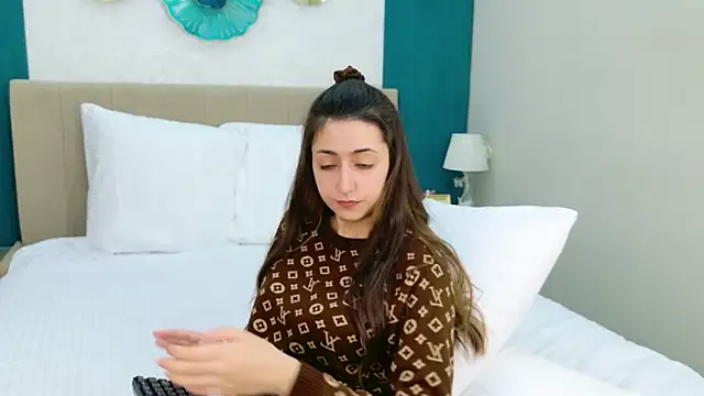 Онлайн чат XXX Gloria_Bendall