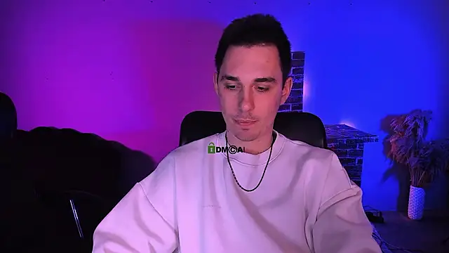 Онлайн чат XXX lucas_long_