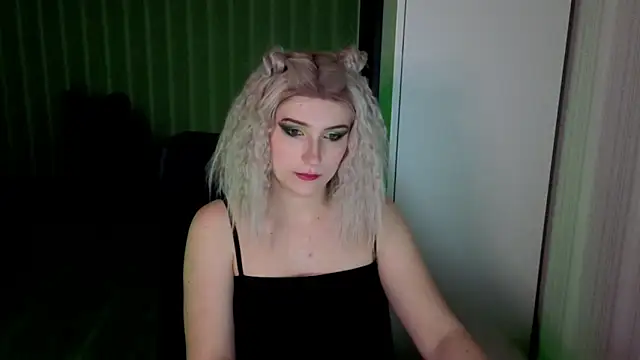 violet-siren-x Live XXX-Chat