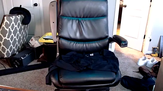 ShimmyLoe: απευθείας συνομιλία ΧΧΧ