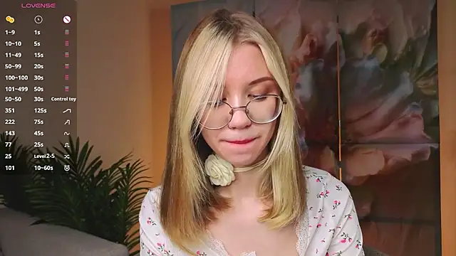 UdelaAllstonn Live XXX chat