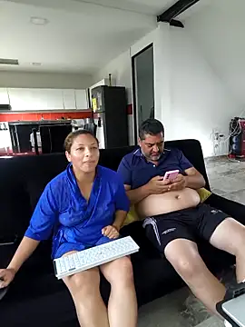 hotandfierylatinos2023 live XXX chat