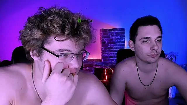 lucas_long_ élő XXX-chatje