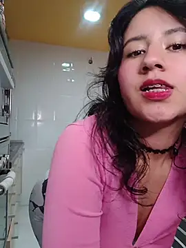 Megan_hotwife_ Adlı Modelin Canlı XXX Sohbeti