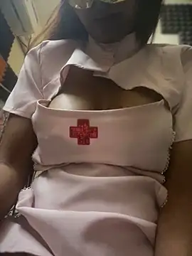 CooledMonasticのライブXXXチャット