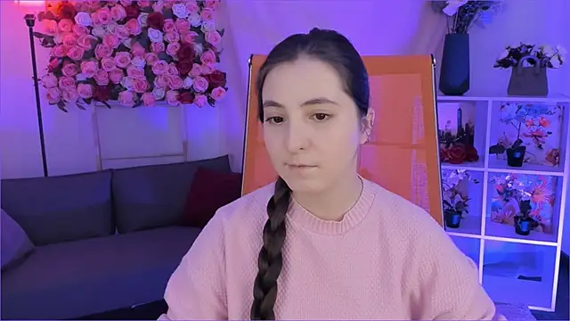 VirtuallVoyant Adlı Modelin Canlı XXX Sohbeti