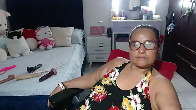 pervert_mommy_'s Live XXX Chat