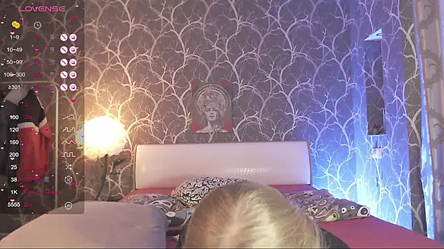 Chat XXX en directo de MiaMiaMeow