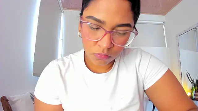 iriss_25 Live XXX-Chat