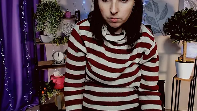 MartaEdams' Live XXX Chat