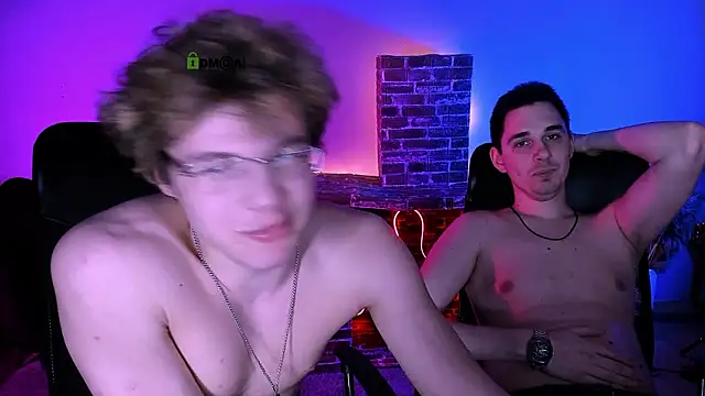 Вебкам-шоу lucas_long_