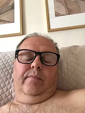 Chat XXX ao vivo de YachtCaptain10