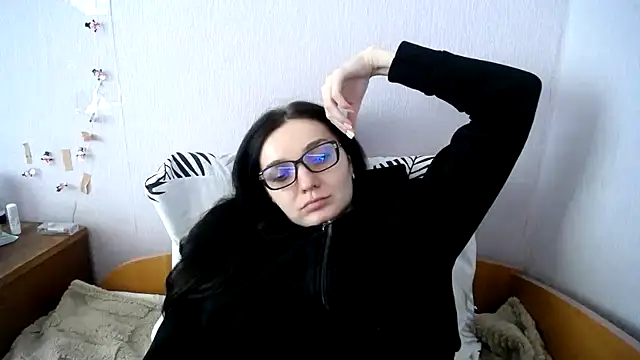 Shiny_gine élő XXX-chatje