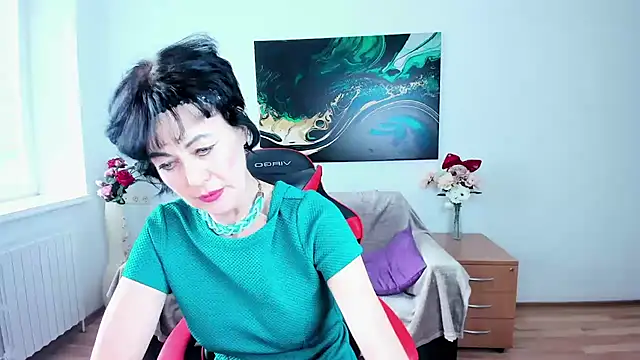 Chat +18 de Silvia_Wallec ao vivo