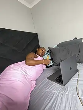 Czat XXX na żywo – MissLola27