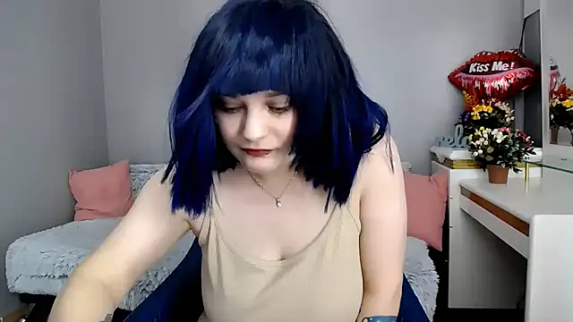 Estheri Chat XXX live