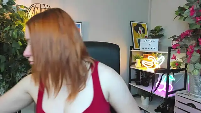 دردشة LAYLAxSTAR الجنسية المباشرة