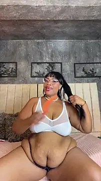 Chat XXX en directo de AranzalatinBlaks1