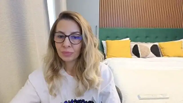 SukyGirl 라이브 XXX 채팅