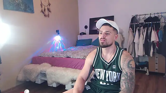 Tiberius_hunkのライブXXXチャット