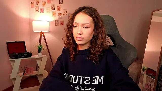 XXX chat uživo modela nexorine