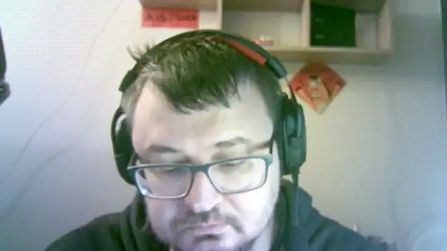 Chat XXX en directo de SirAbuser