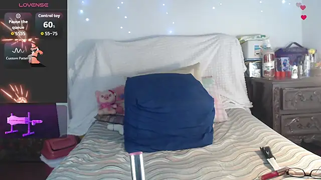 BiirdyDavis live XXX chat