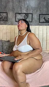 Chat XXX ao vivo de AranzalatinBlaks1