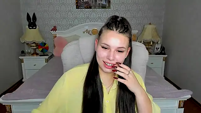 OmniaSher live XXX chat