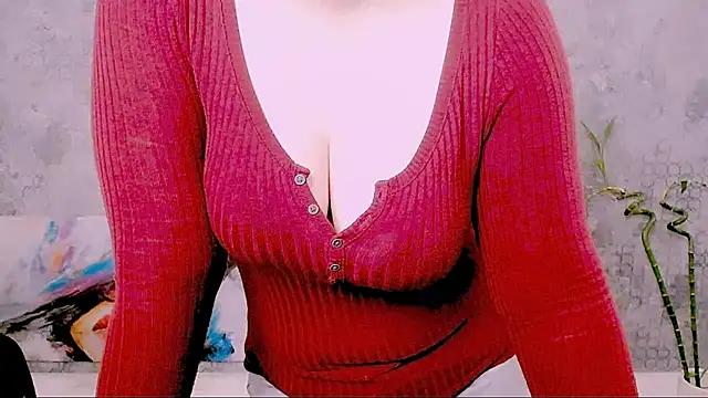 Djullia Chat XXX live