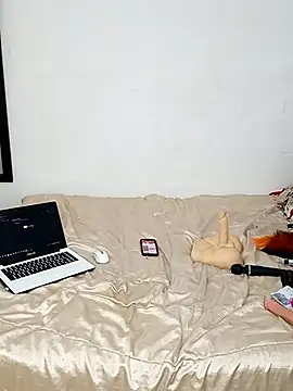 NataliaMillers élő XXX-chatje