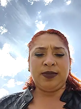 Mariana-94のライブXXXチャット