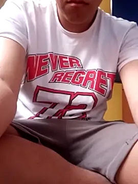 supguyLat's Live XXX Chat