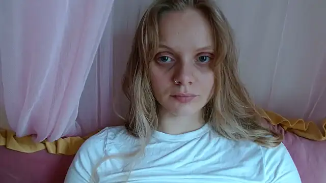 CherrysGotCakes Chat XXX in diretta