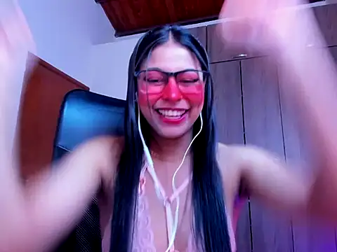 _ALLYSON18_ élő XXX-chatje