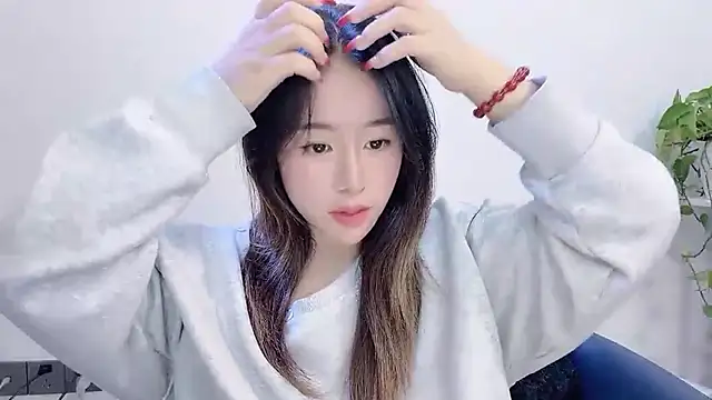 chloe-01 Live XXX Chat