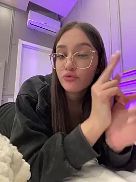 Mary_Honey élő XXX-chatje