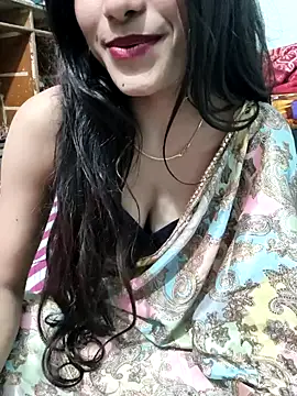 Yours-Zeenat Show Webcam